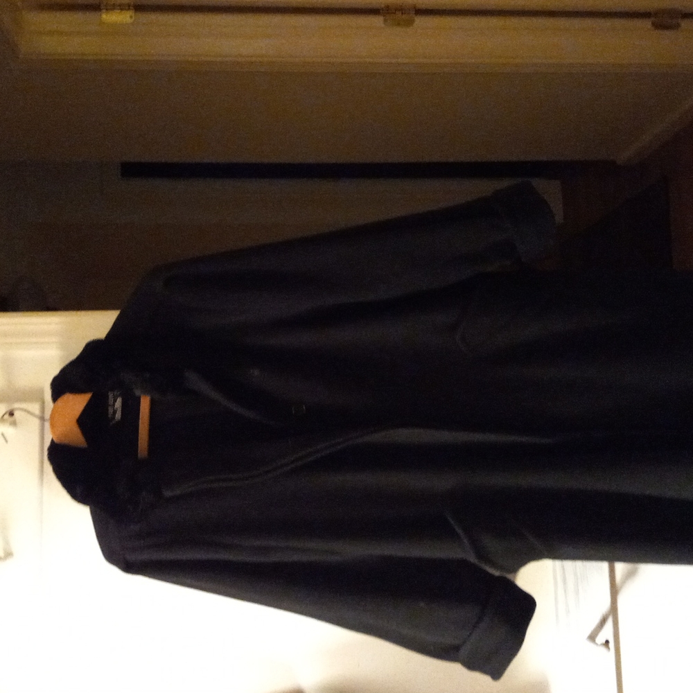 Coat - Picture 2 of 4